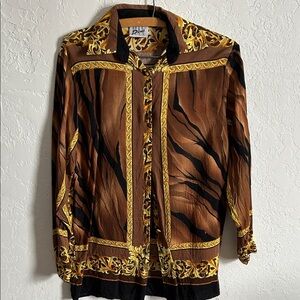 Vintage button up Italian Blouse